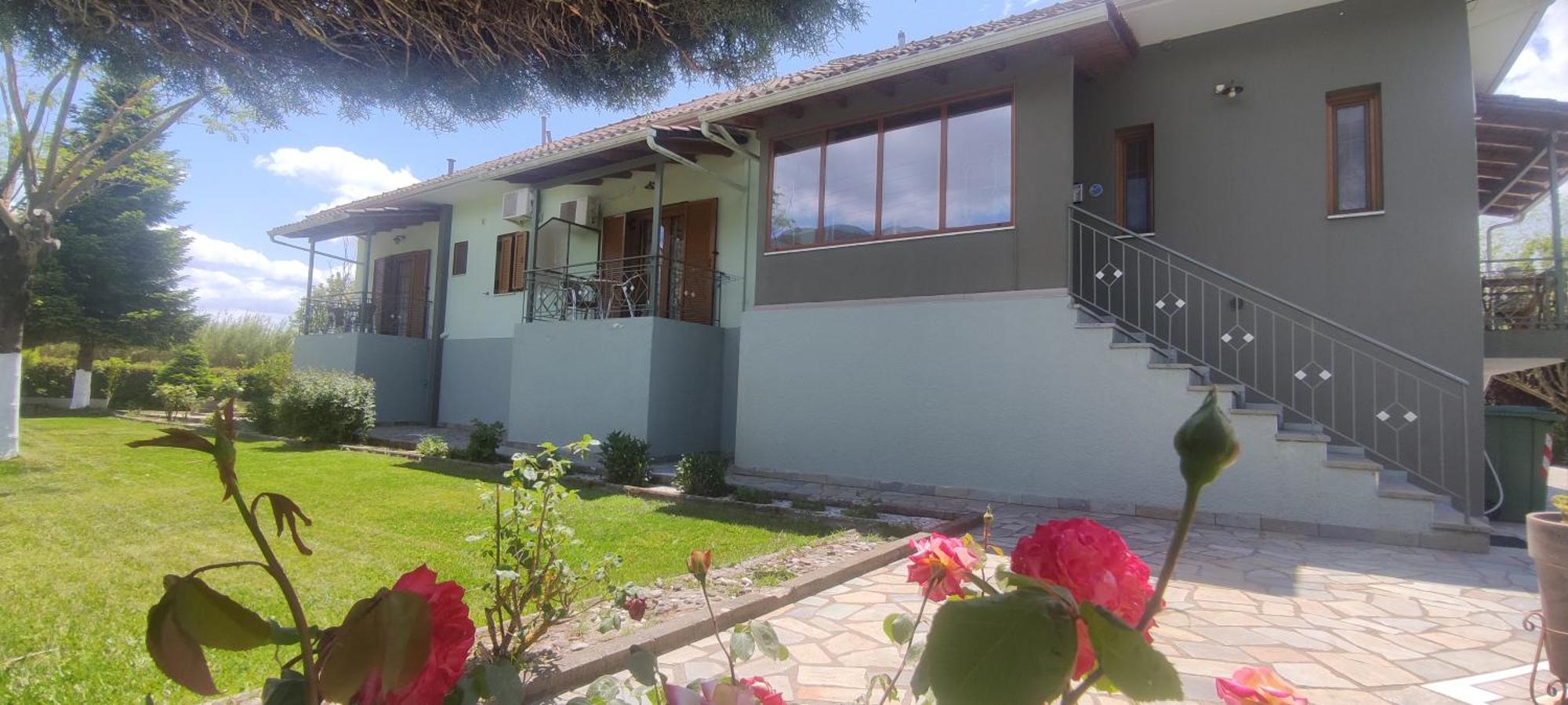 Zisis Garden Studios Ioannina Eksteriør billede