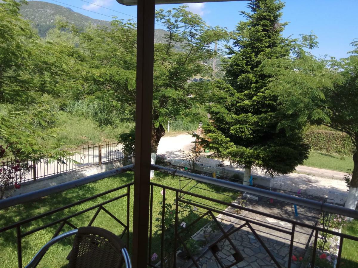 Zisis Garden Studios Ioannina Eksteriør billede